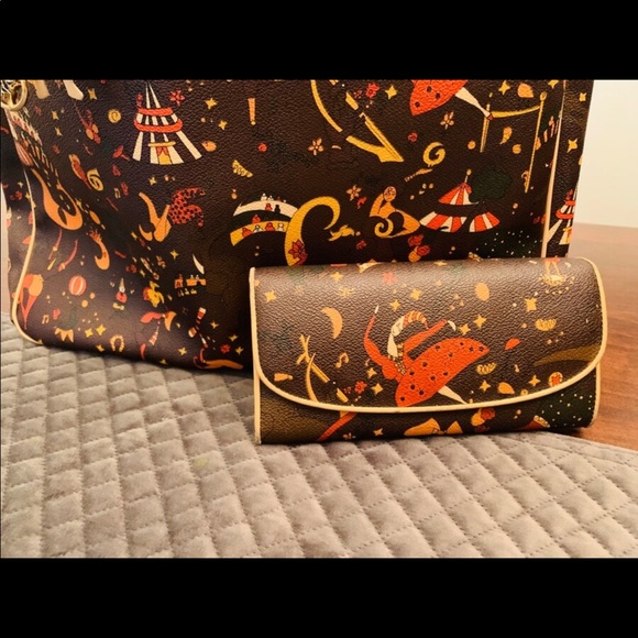 Piero Guidi Magic Circus - Large Tote - Picture 2 of 4